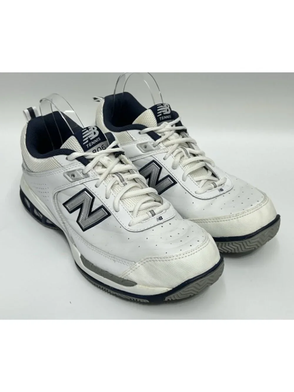 New Balance 806 Tennis Shoes Men’s Size 11.5 D White Leather MC806W Dad Sneakers
